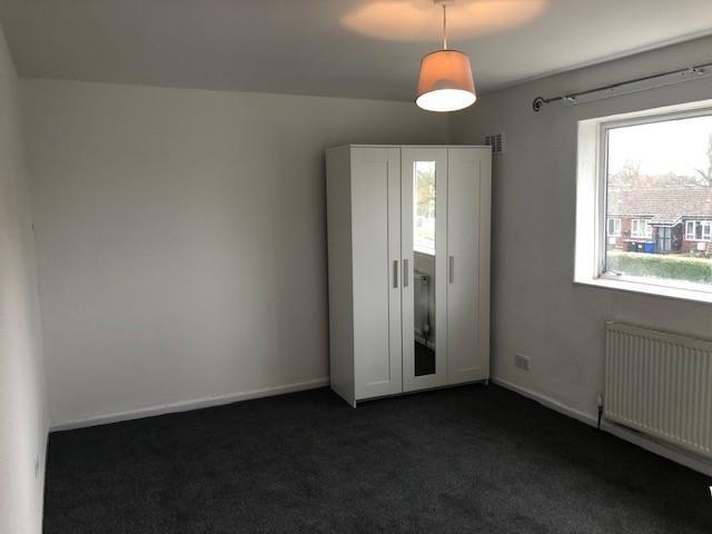 front bedroom 2.jpg