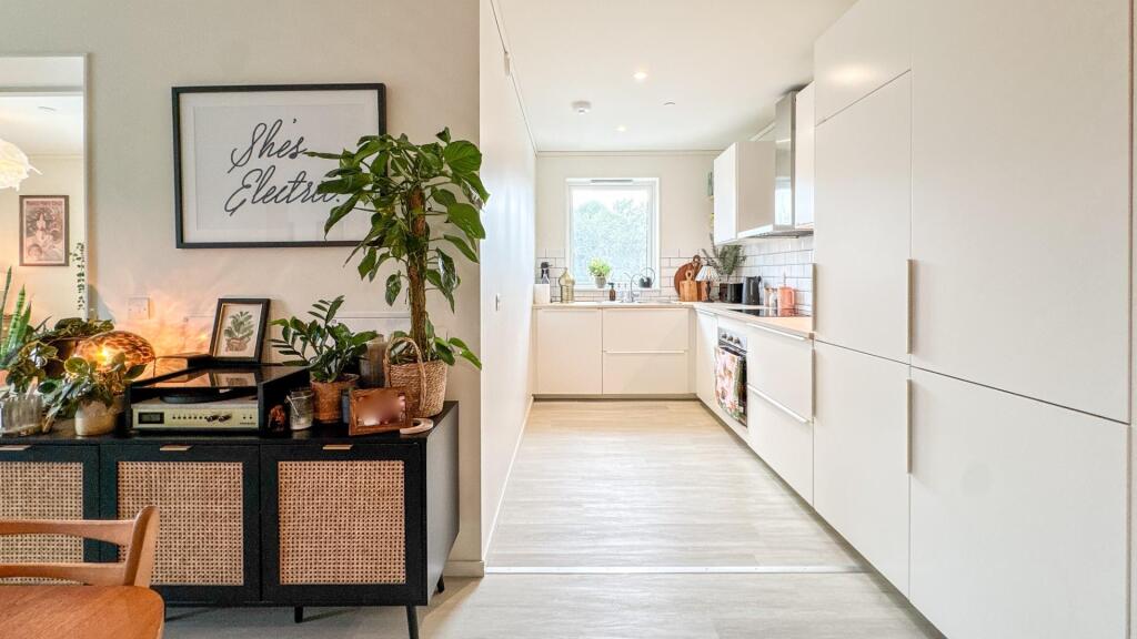 Open Plan Kitchen/ Dining