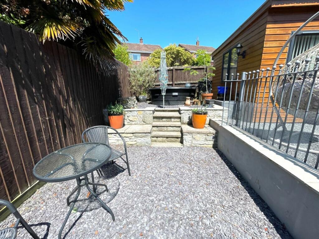 Patio 4.JPG