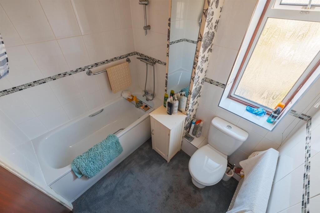 49 Frobisher Rd-23.jpg