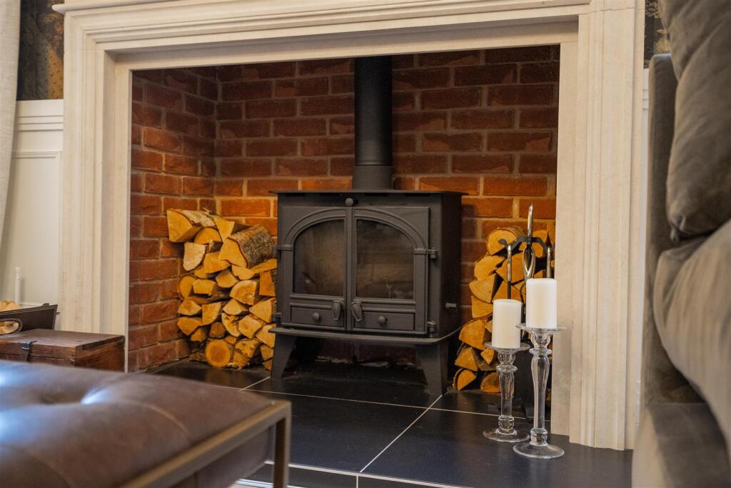 8 Montague Park-43.jpg