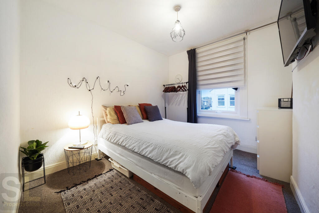 Gorleston Road - Bed 1