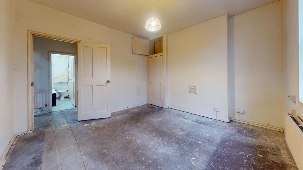 177 Cleverly Estate, Wormholt Road, Shepherds Bush, London, W12 0TD