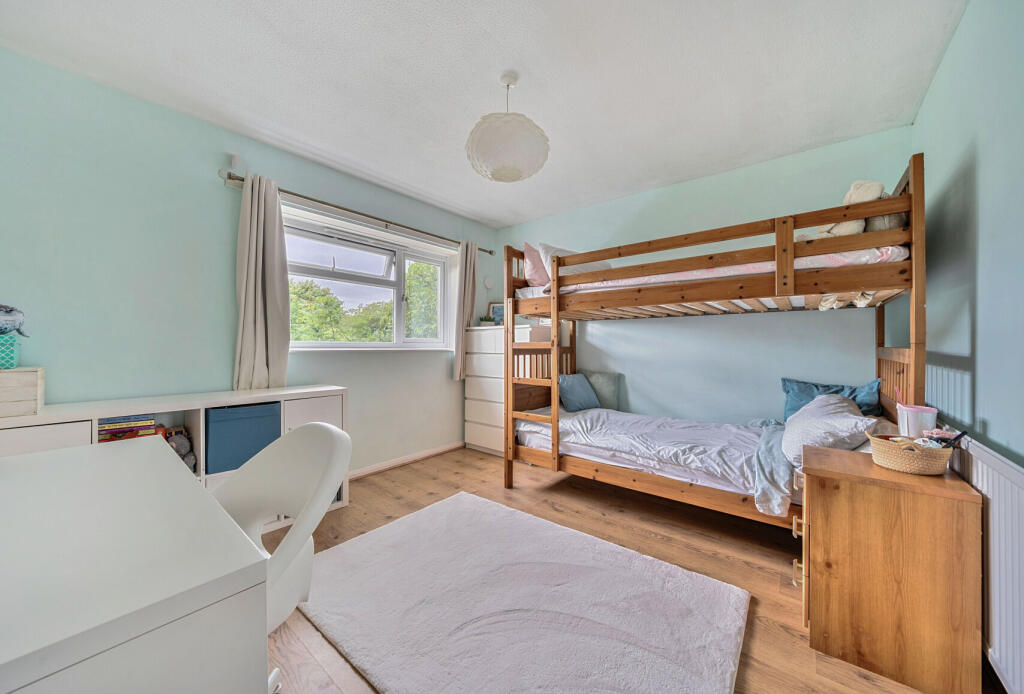 1300272-34-684823...