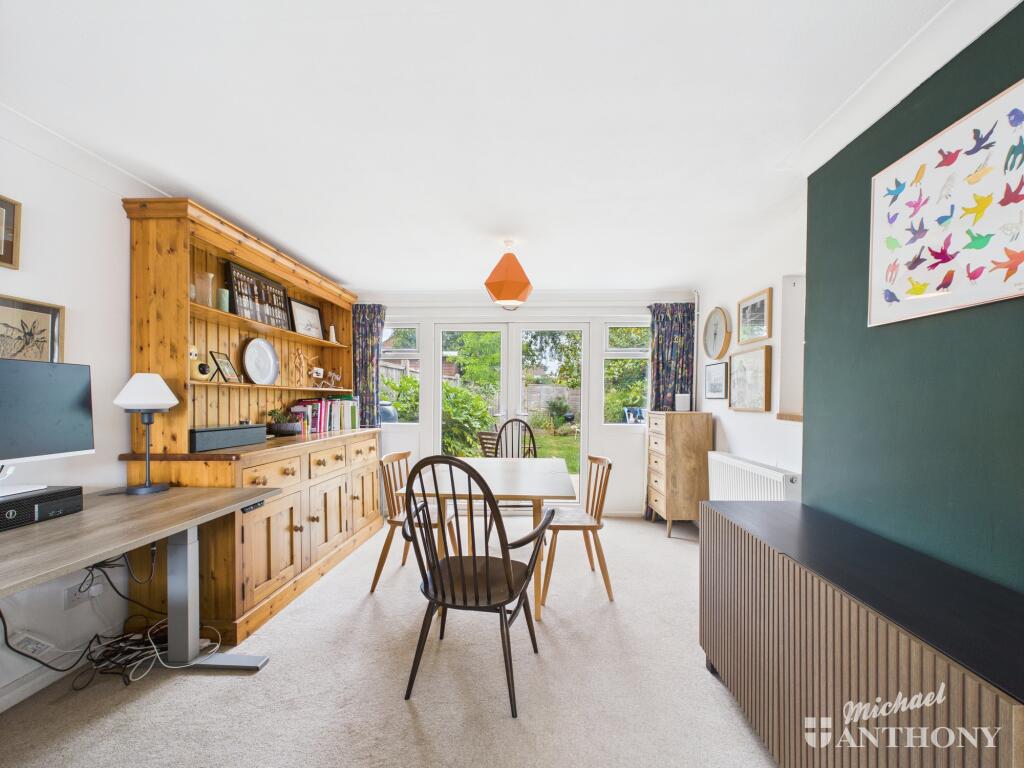 CAM02773G0-PR0317-STILL004