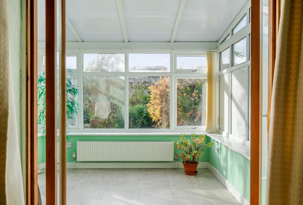 1384905-20-692457...