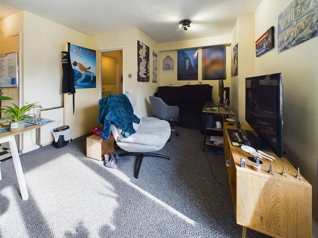 CAM02089G0-PR0406...