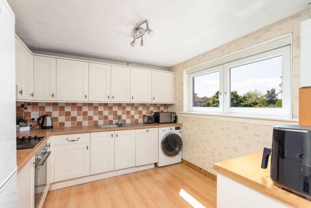 Kitchen/Breakfasting Room