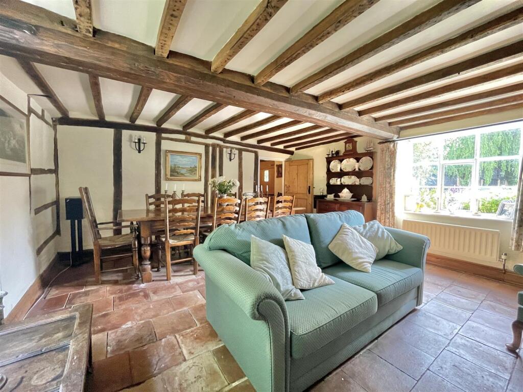 Living/Dining Room