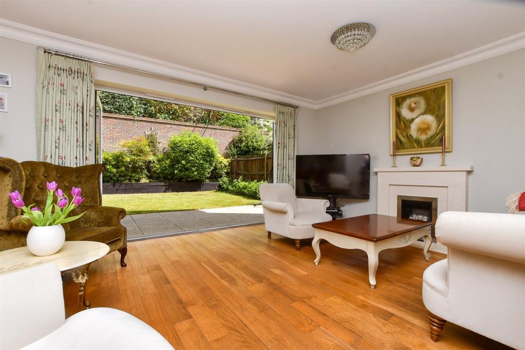 Internal Lifestyle Photograph