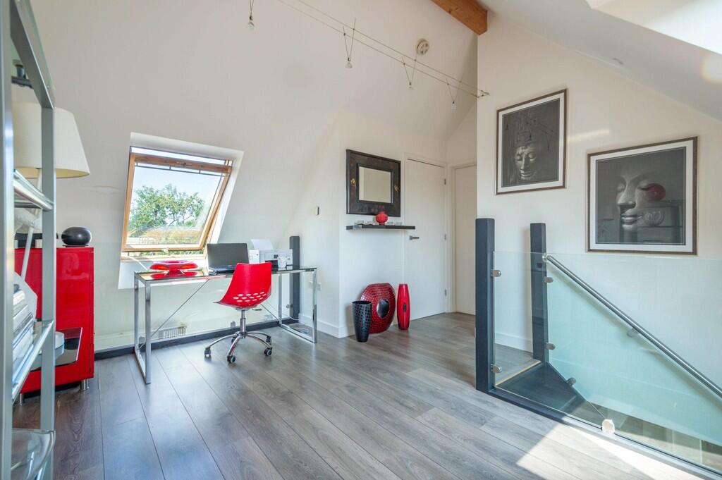 Folly Hill House-...