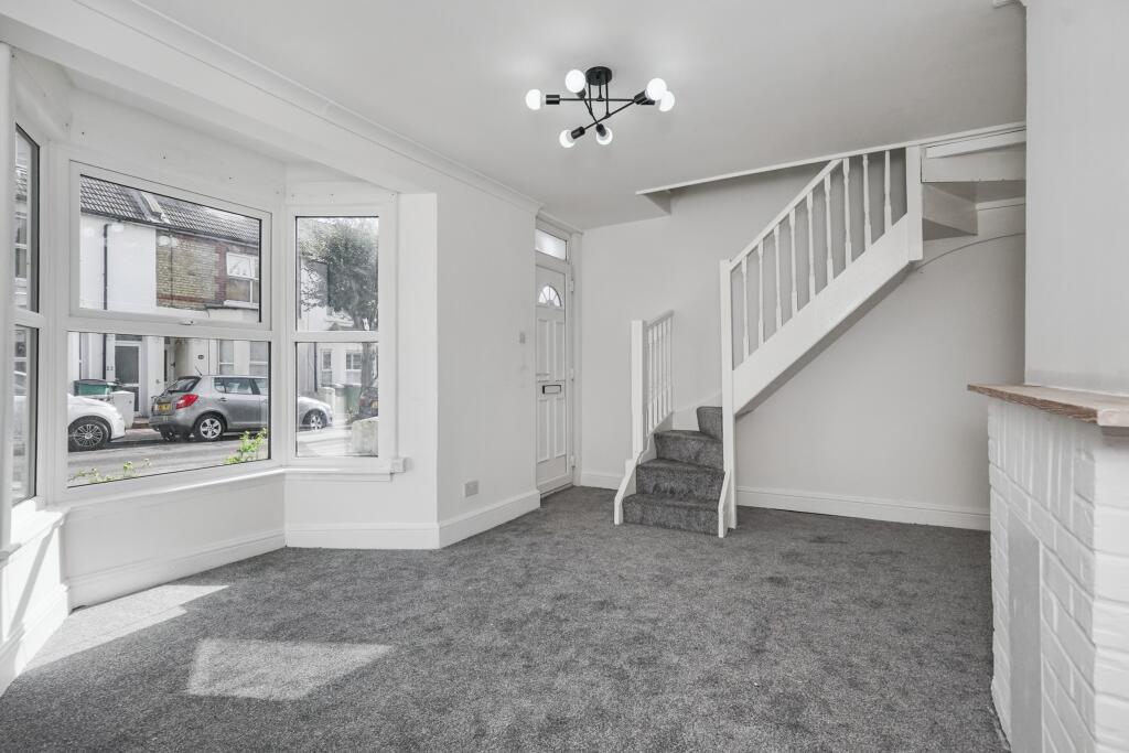 21 Jesmond Street, Folkestone, Kent, CT19 5QW