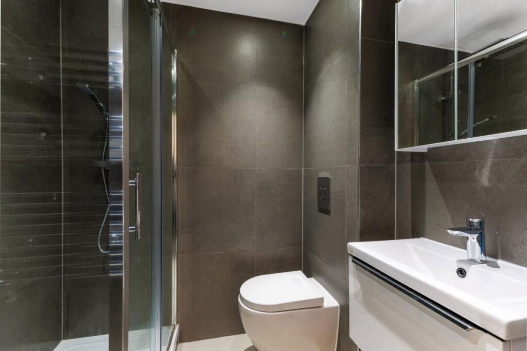 98216_2-103-Thurl...