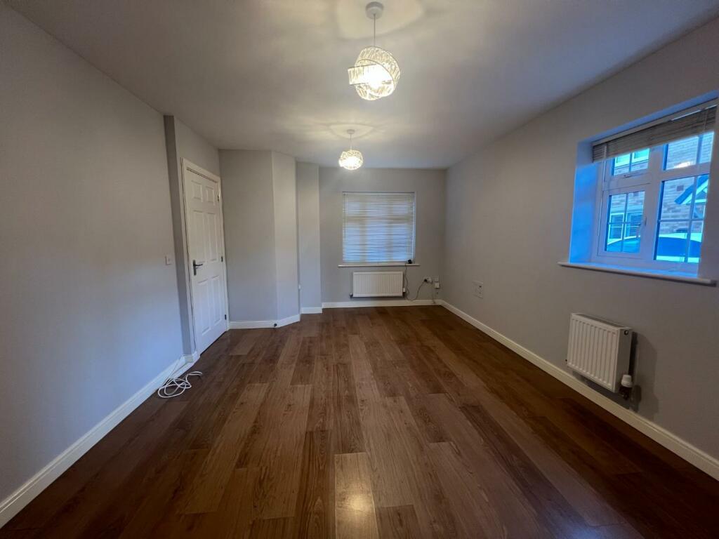 Lounge2.JPG