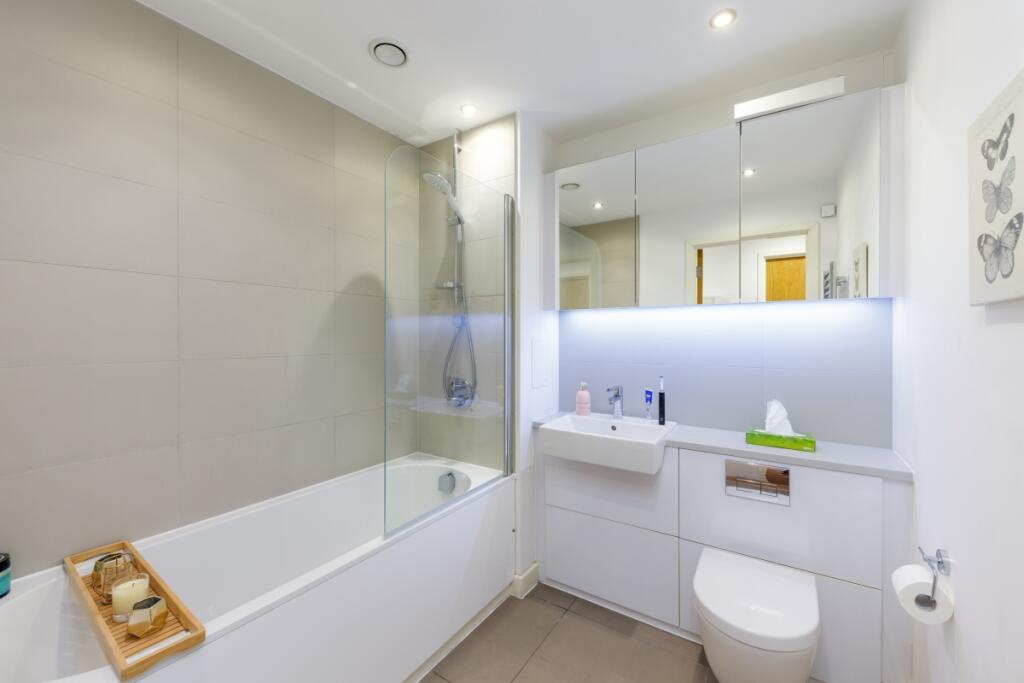 Costemonger Build...