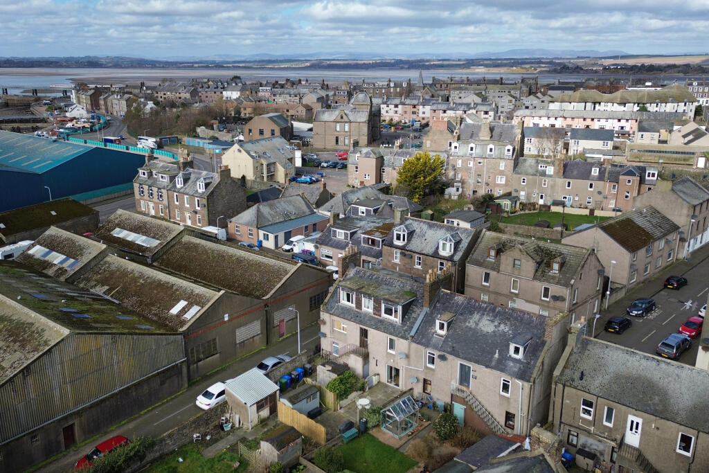 Rear Aerial Exterior