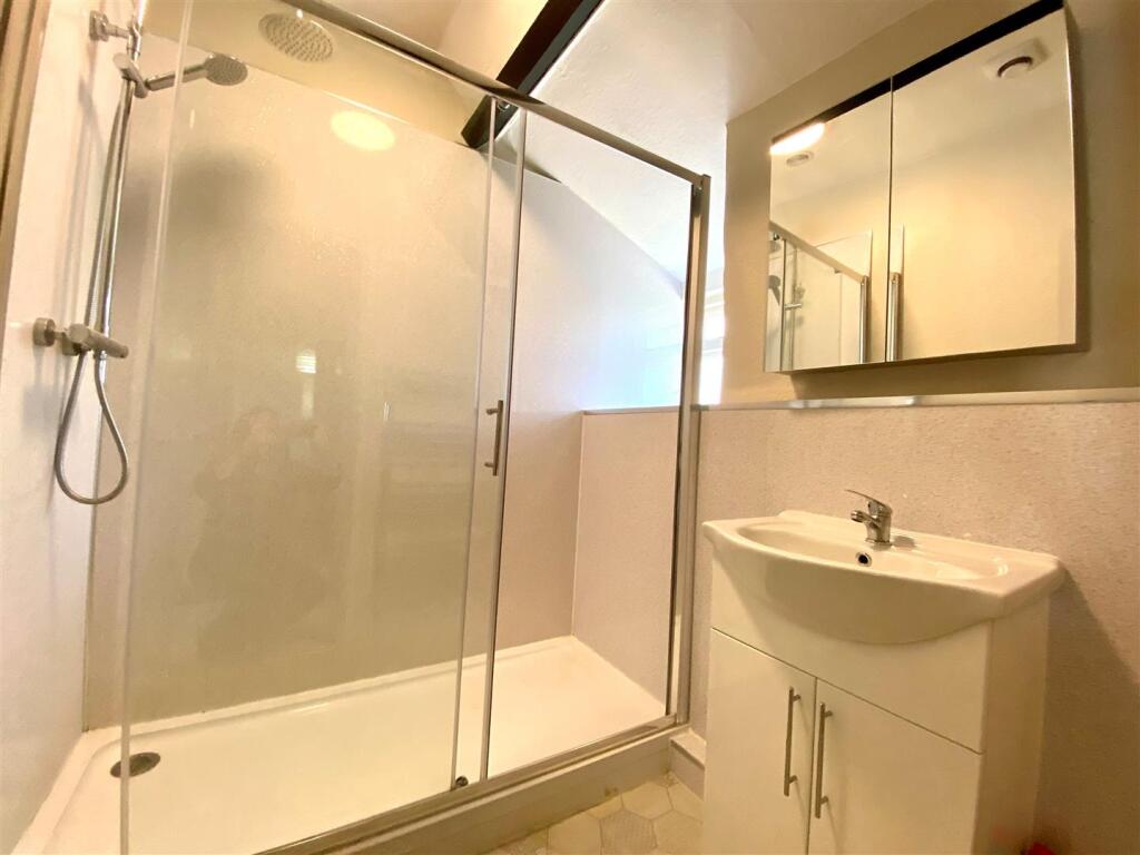 cp shower room.jpg