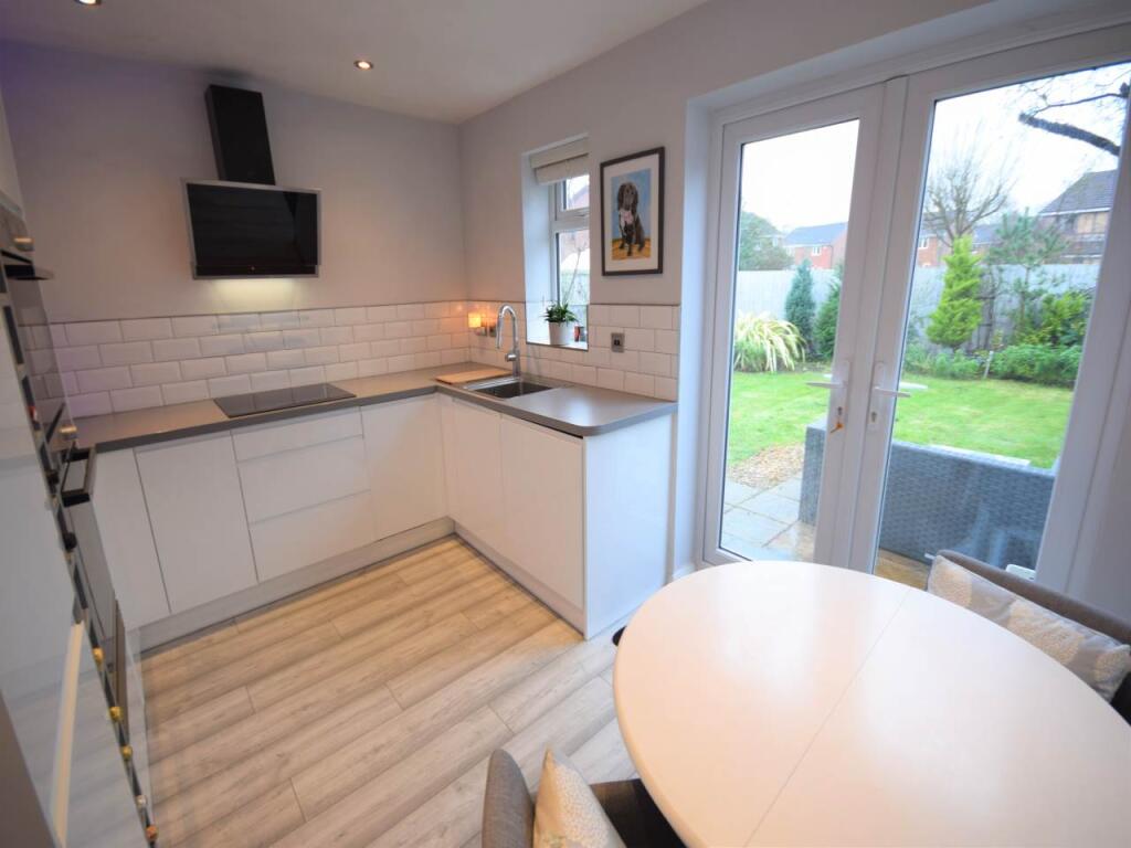 Kitchen 1