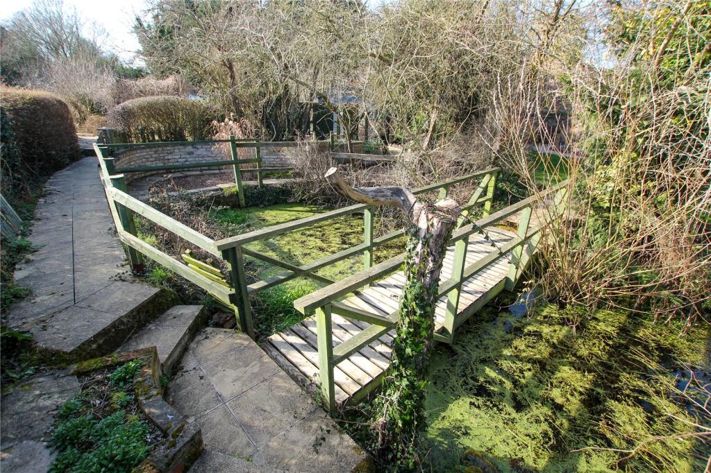 Rear Garden/Bridge.