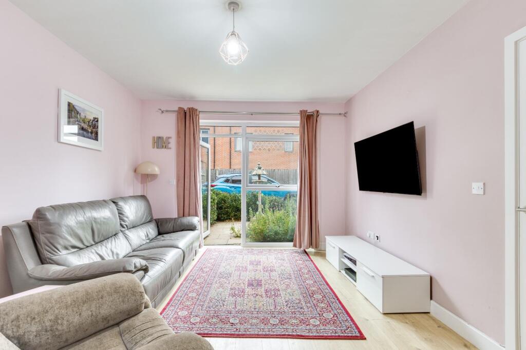 Booth Close 1-23.jpg