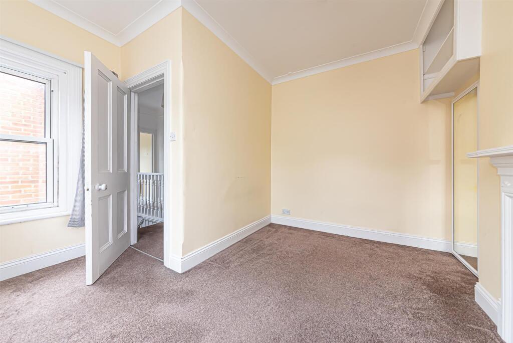 21 Sandhurst Road (15).jpg