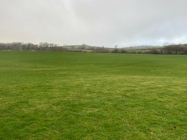 Lot 2 Pen Parc Llwyd-cover &amp; page 5 photo