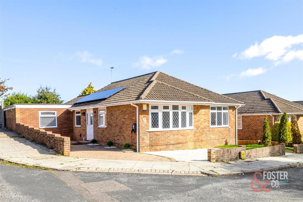 Redhill Close_9-002.JPG