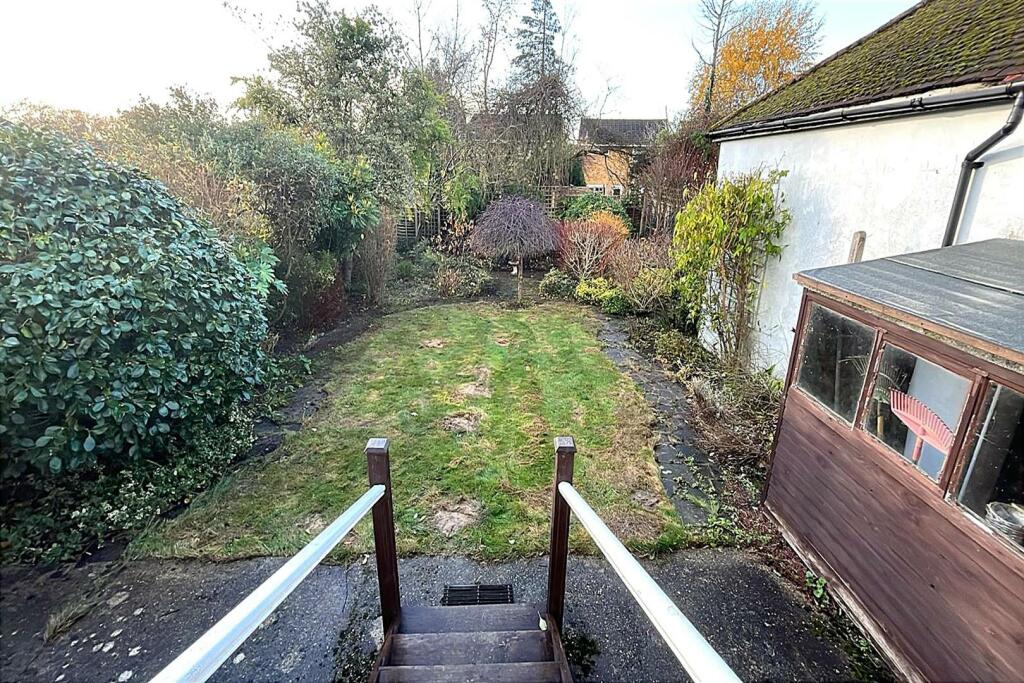 REAR GARDEN: