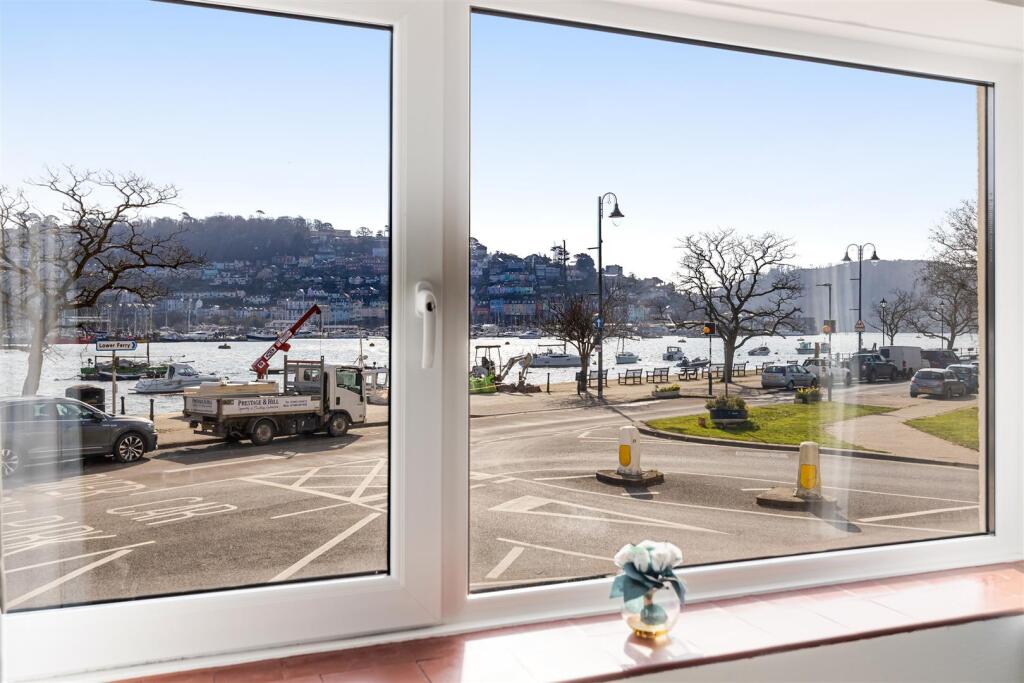 A07 - 4 Mayflower Court, Dartmouth, North Embankme