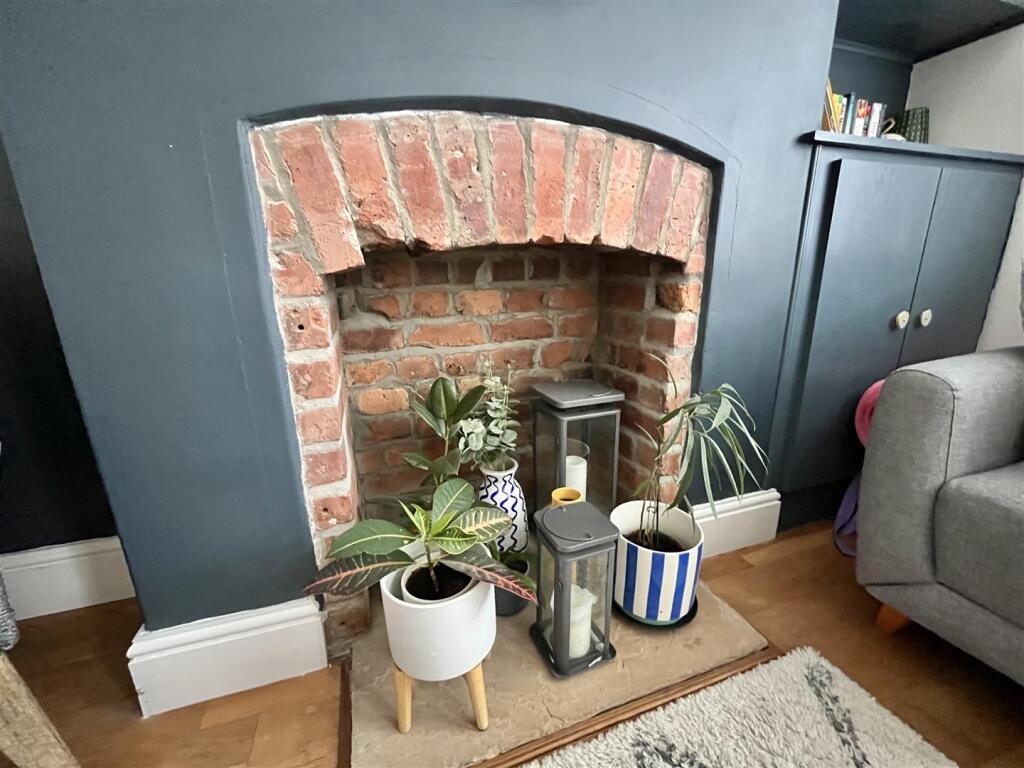 Lounge Fireplace Feature