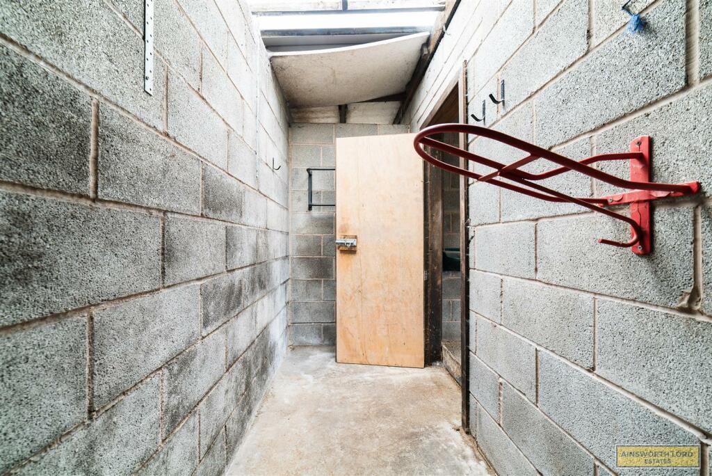 STORE ROOM ON STABLE