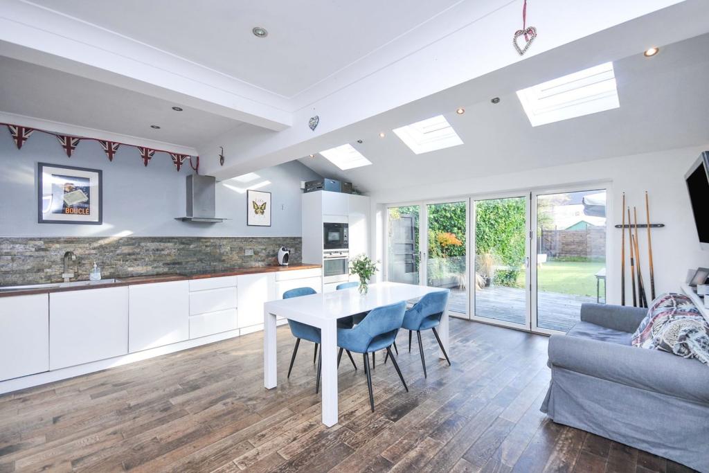 Kitchen/Family Room
