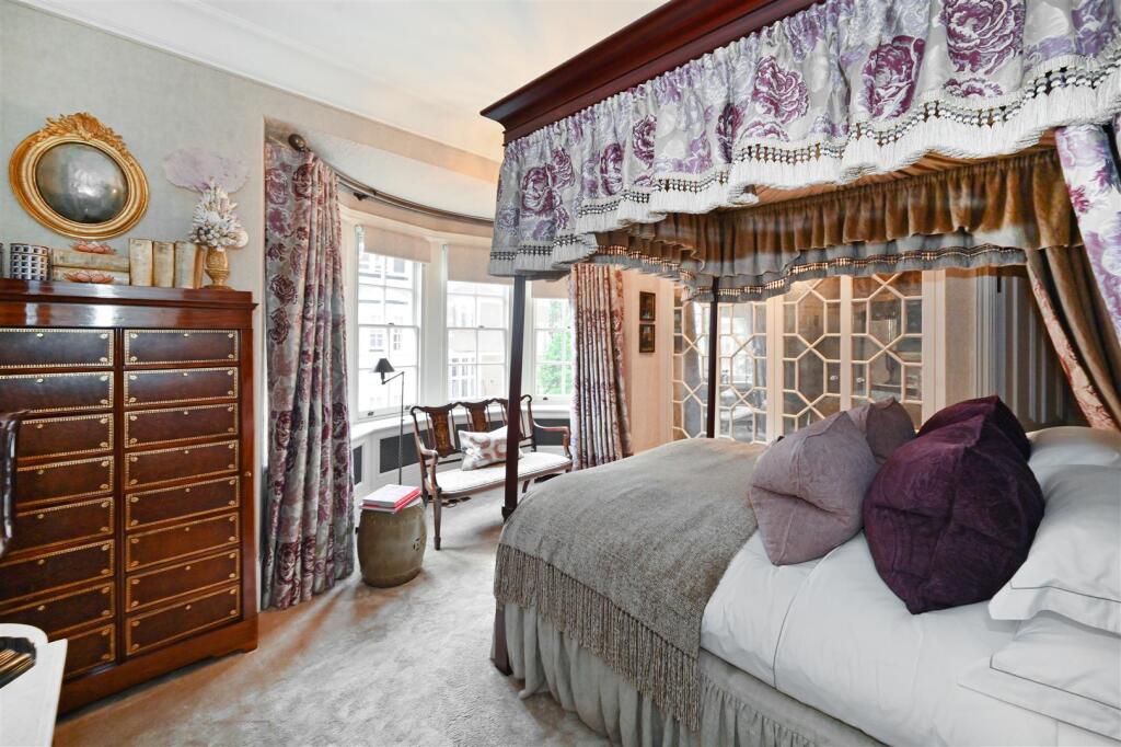 3-13-Sloane-Court-West (3).JPG