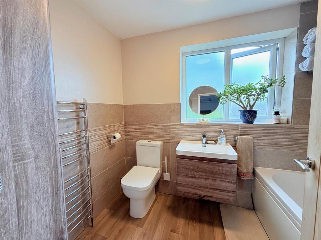 newbathroom.jpg