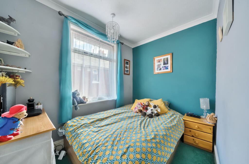 1325599-16-6877ad...