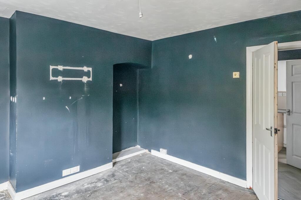 134 Wood Lane, Chippenham, Wiltshire, SN15 3DZ