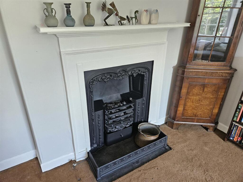 Fireplace in Bed 1 or Sitting Room.jpg