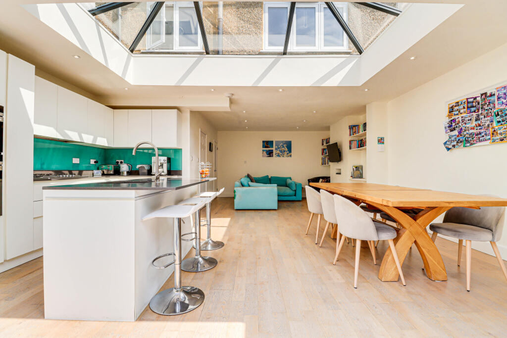 Kitchen/Diner/Family Room