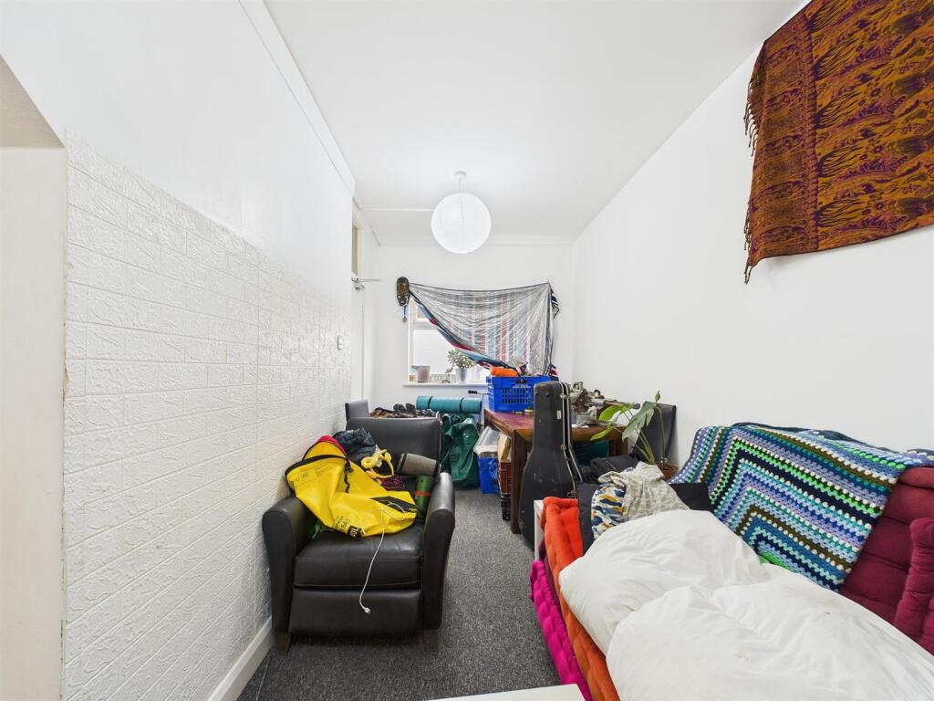 14 - Block of Flats for Auction, Easton, Bristol.j