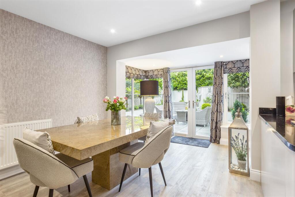 18 Baillie Park 316112 04.jpg