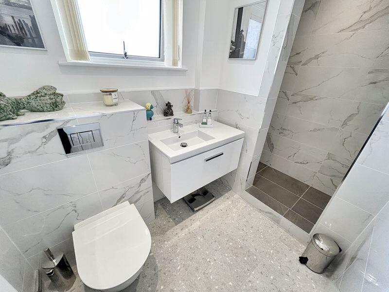 En suite shower room