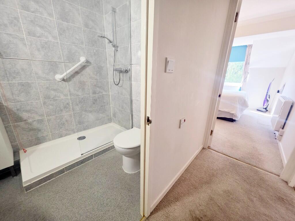 Wet Room Suite