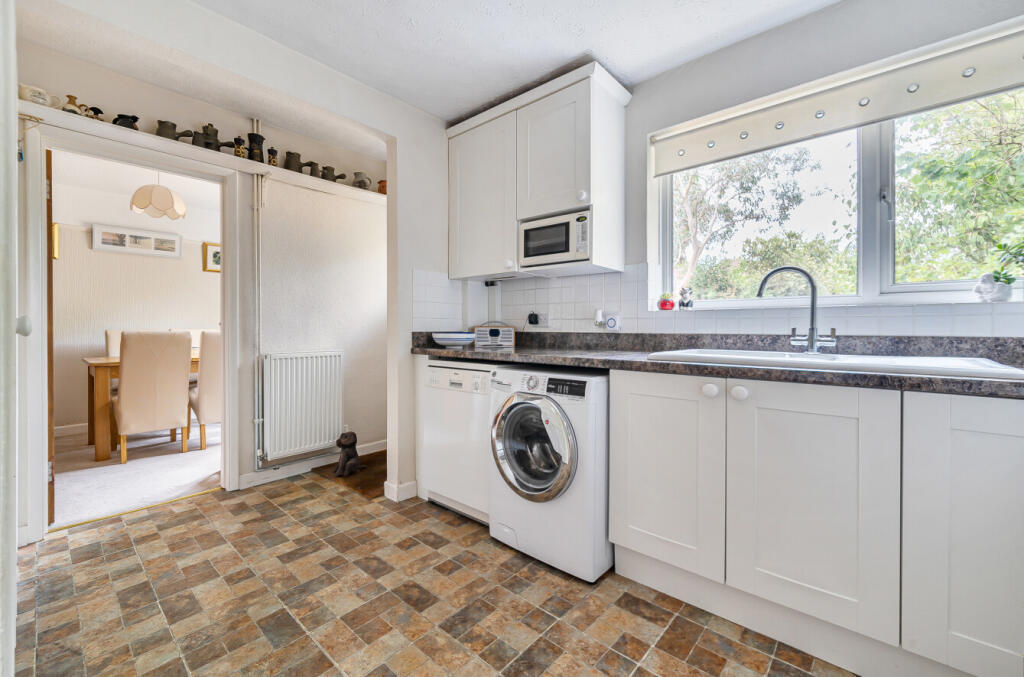 1324597-12-687664...