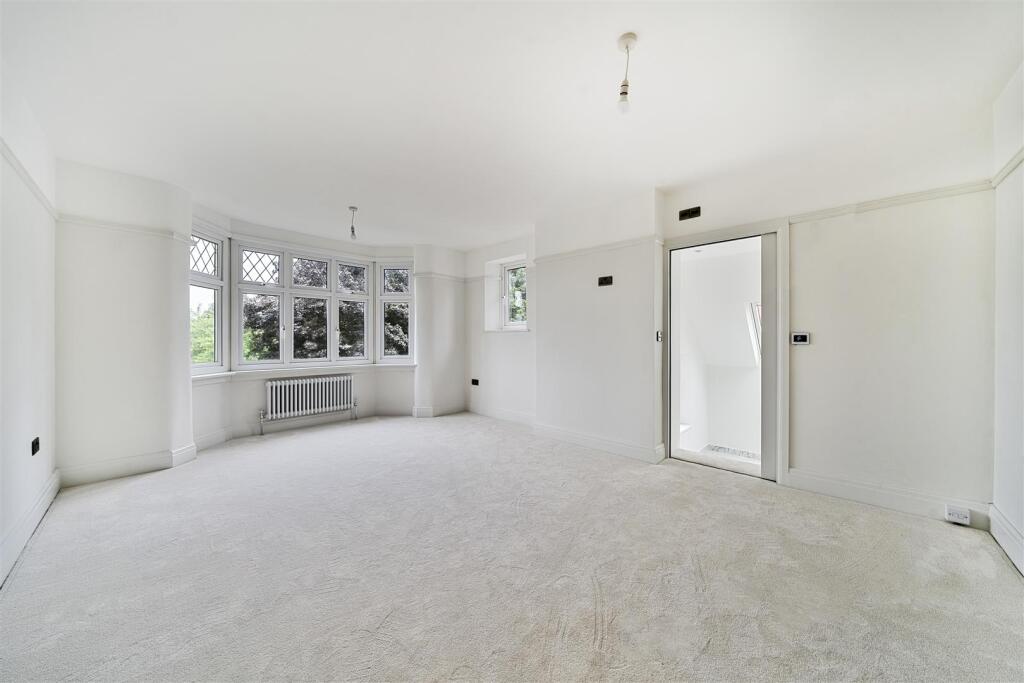 Bedroom.jpg