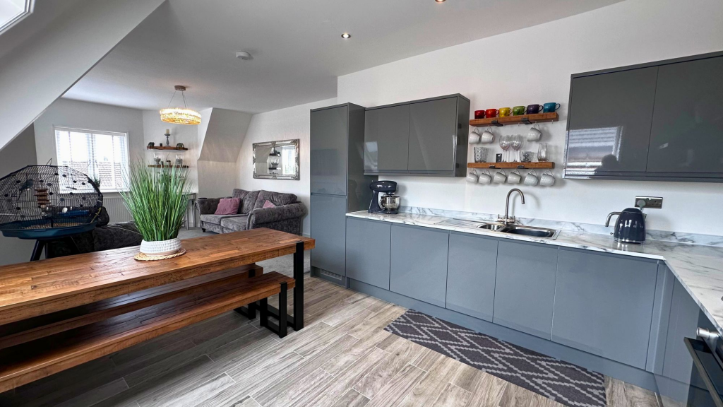 Kitchen to Lounge