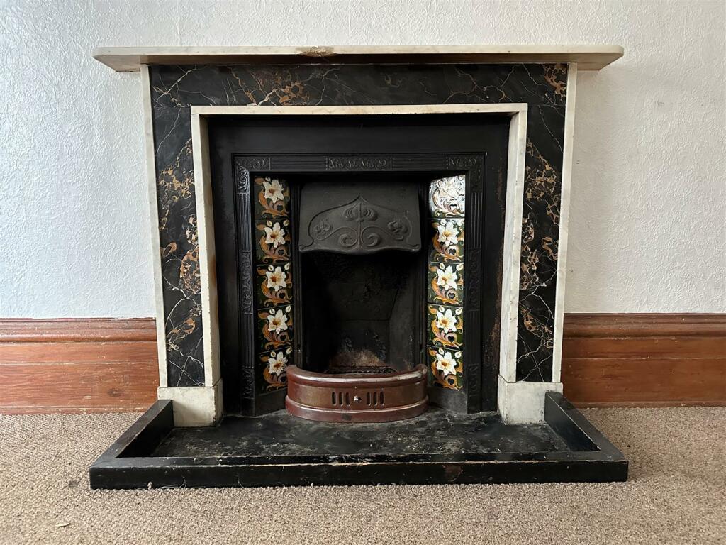 Fireplace.jpg