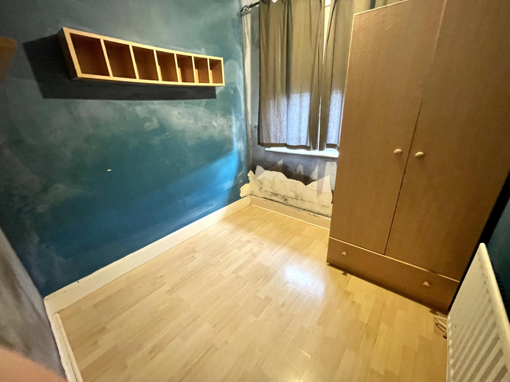 BOX ROOM 3