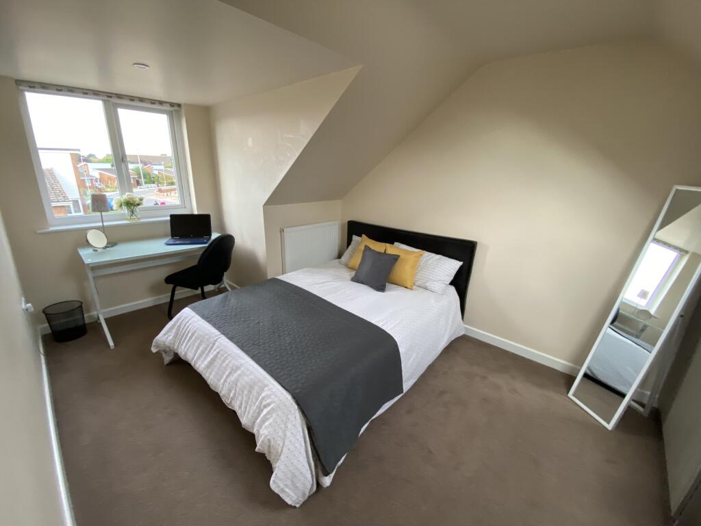 Aubourn - Bedroom 2.jpg