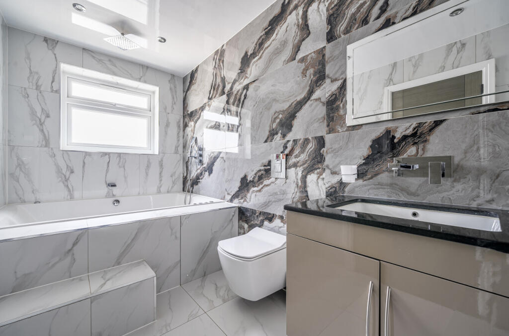 1343170-29-68a898...