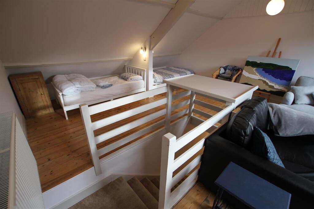 Attic Room / Bedroom 3